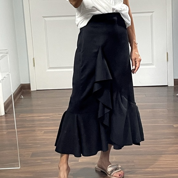 Zara Dresses & Skirts - Zara Wool Blend Dark Navy Side Slit Ruffle Midi Skirt size M